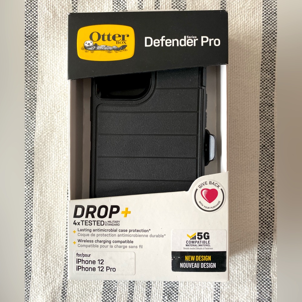 OtterBox Defender Pro Series case - iPhone 12/12 Pro
